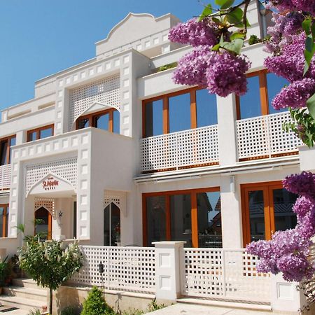 Amira Boutique Hotel Heviz Wellness & Spa Zewnętrze zdjęcie